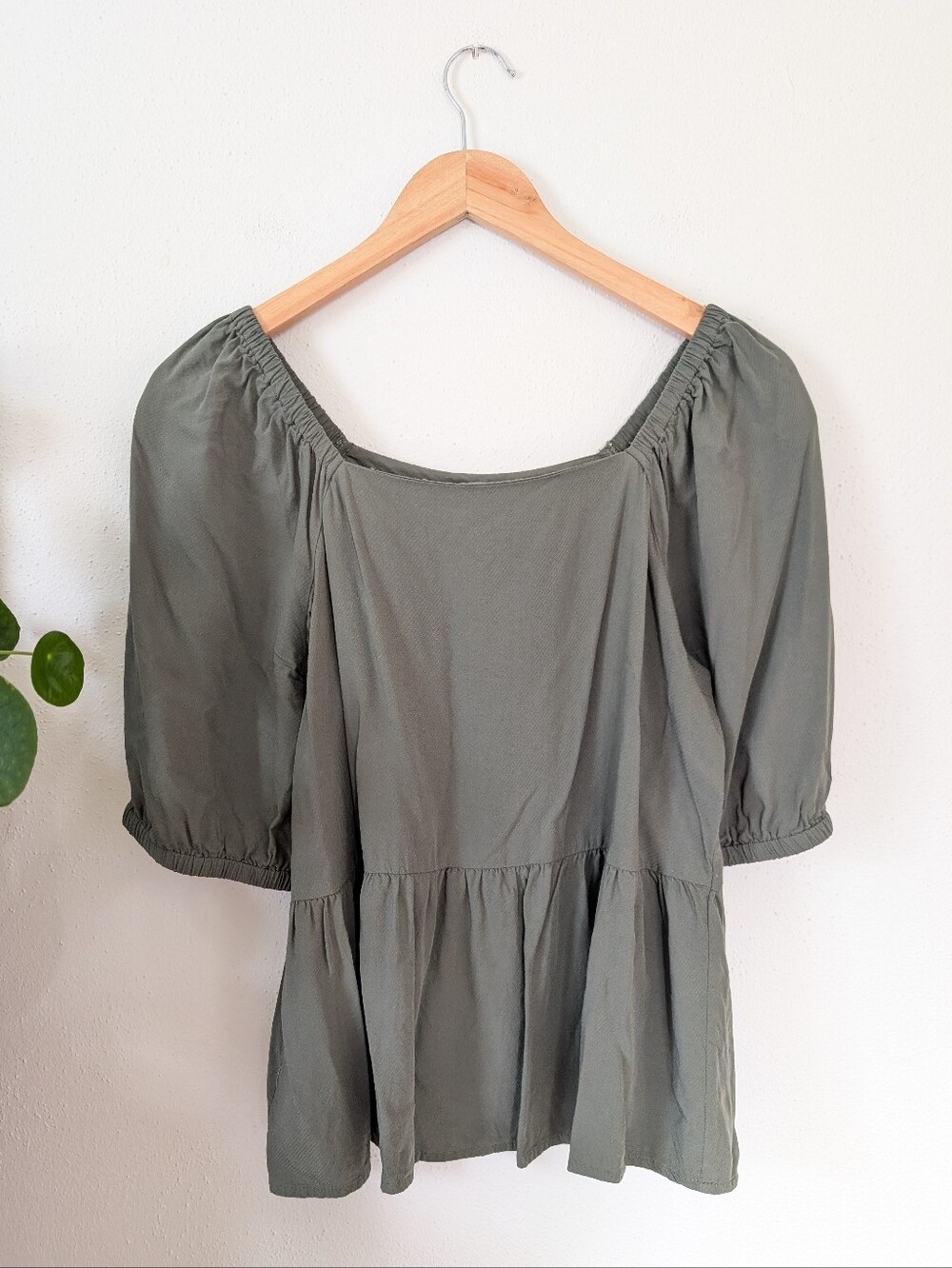 LOFT | Green Blouse